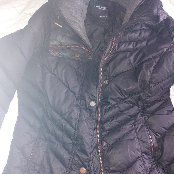 Puffer Jacket - Picture 3 of 4